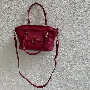 Tory Burch Red Amanda Tote/ Crossbody  Leather Valentines Day EUC AUTHENTIC